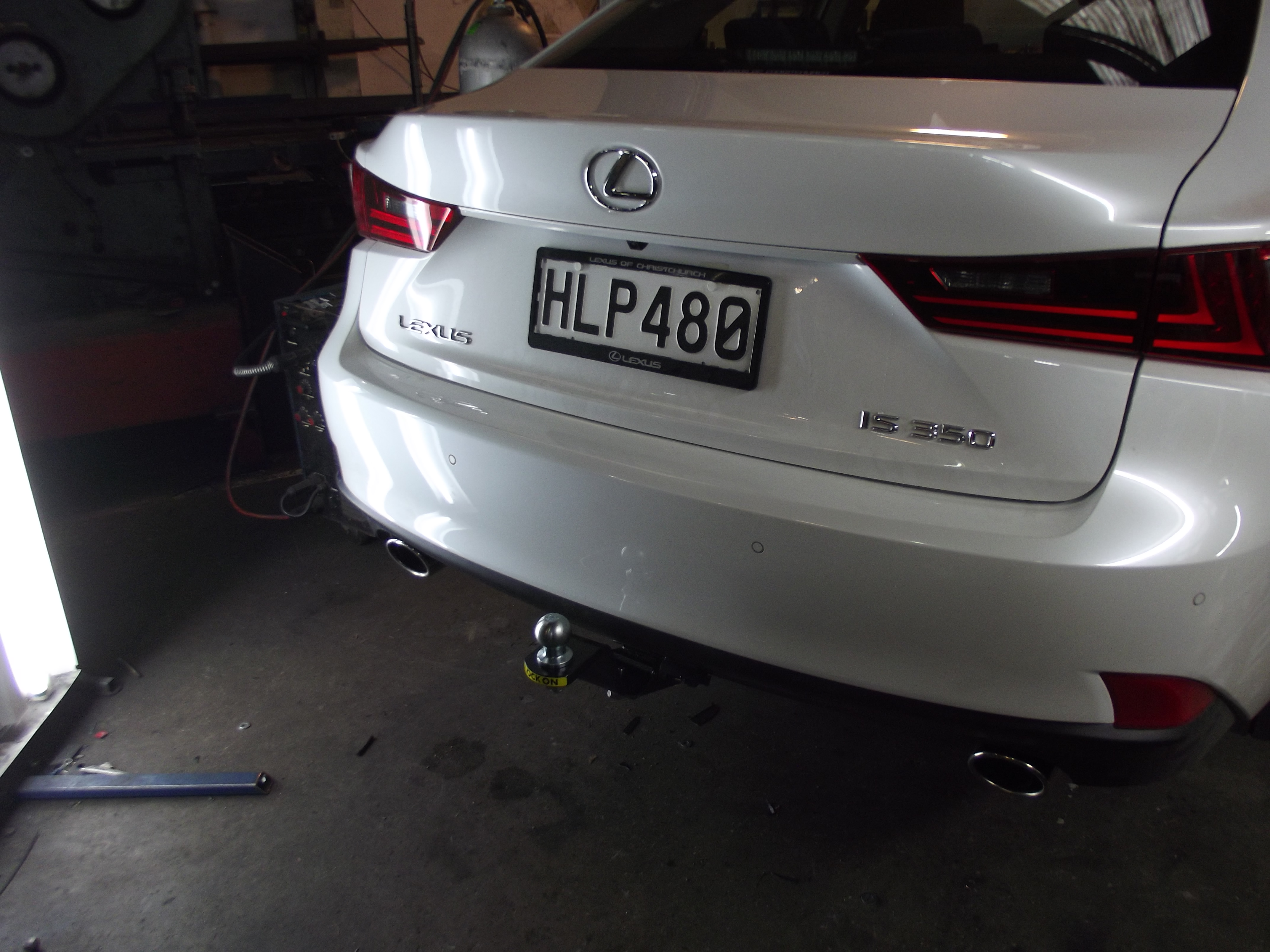 LEXUS IS350